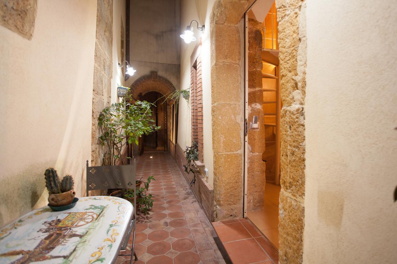 Trio D'Archi - Il Cortiletto Villa Caltagirone Exterior photo